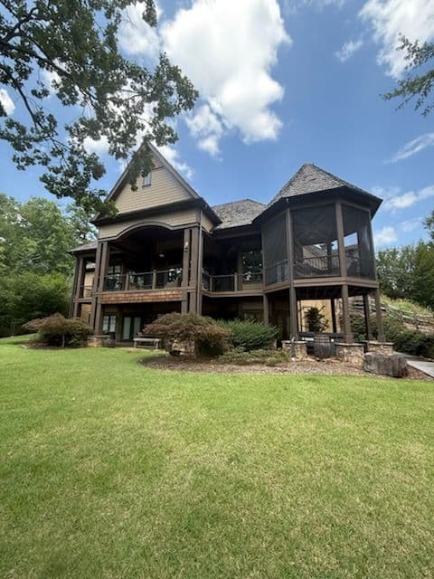 Elevate Your Home's Curb Appeal with Expert Washing