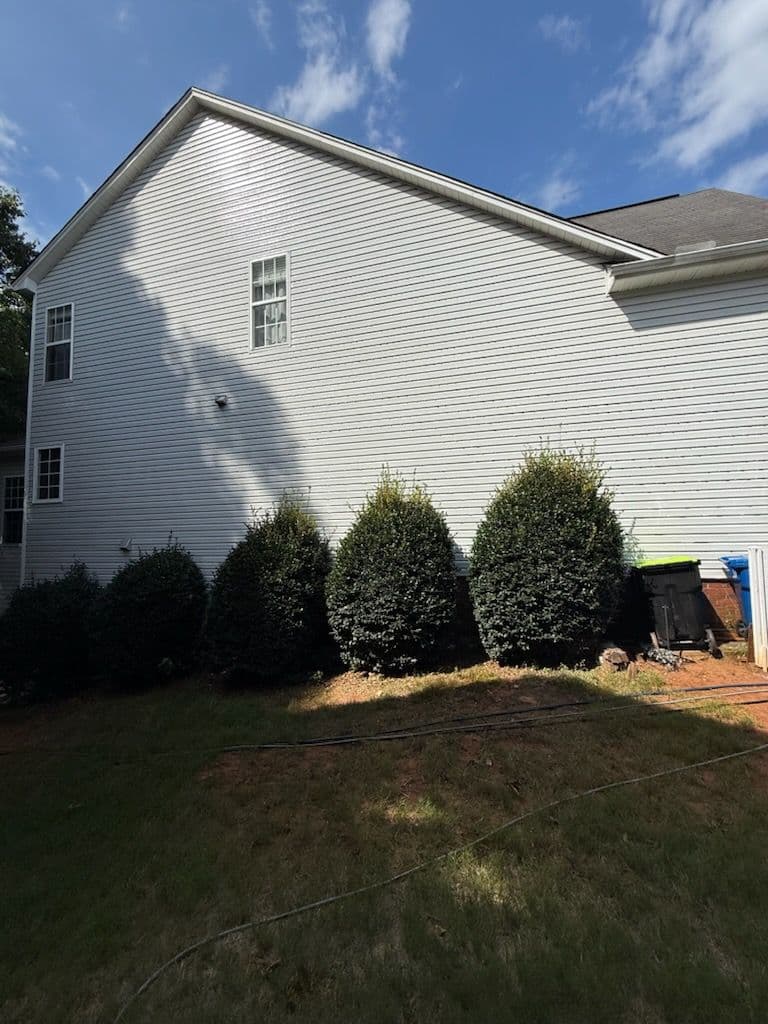 Gallery photos for Revitalize Your Home with Expert House Washing: Image #2